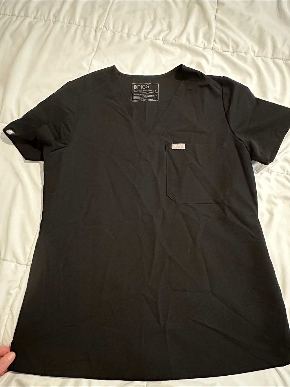 FIGS Black V-Neck Short Sleeve Scrub Top